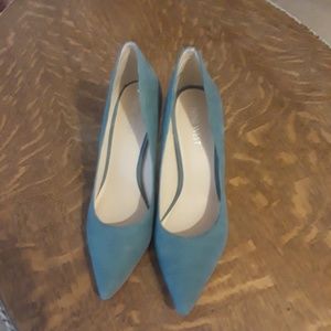 Nine West light blue pumps